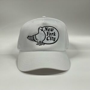 New York City Pigeon embroidered black and white snapback hat